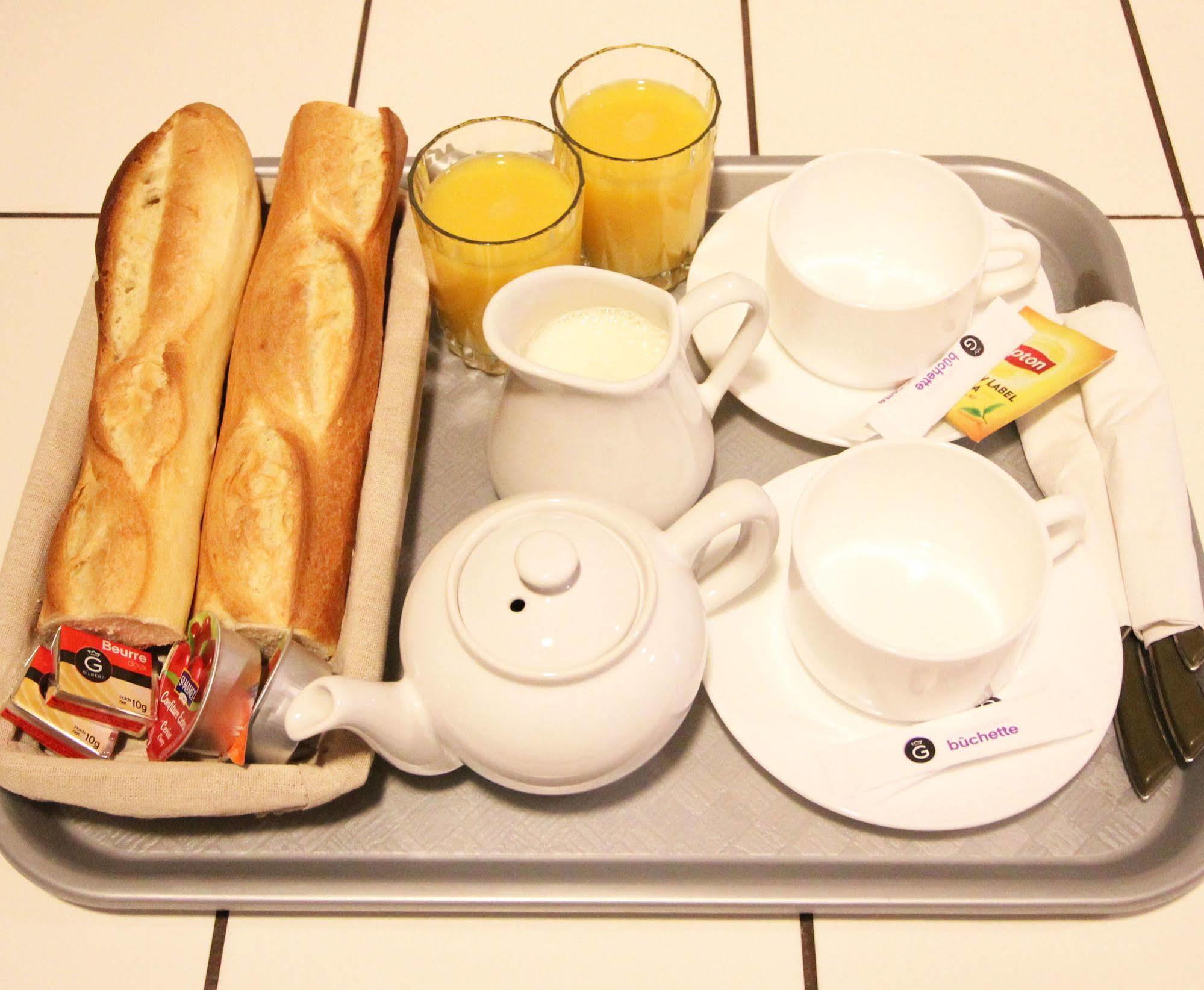 Hotel Des Pyrenees Paris Luaran gambar
