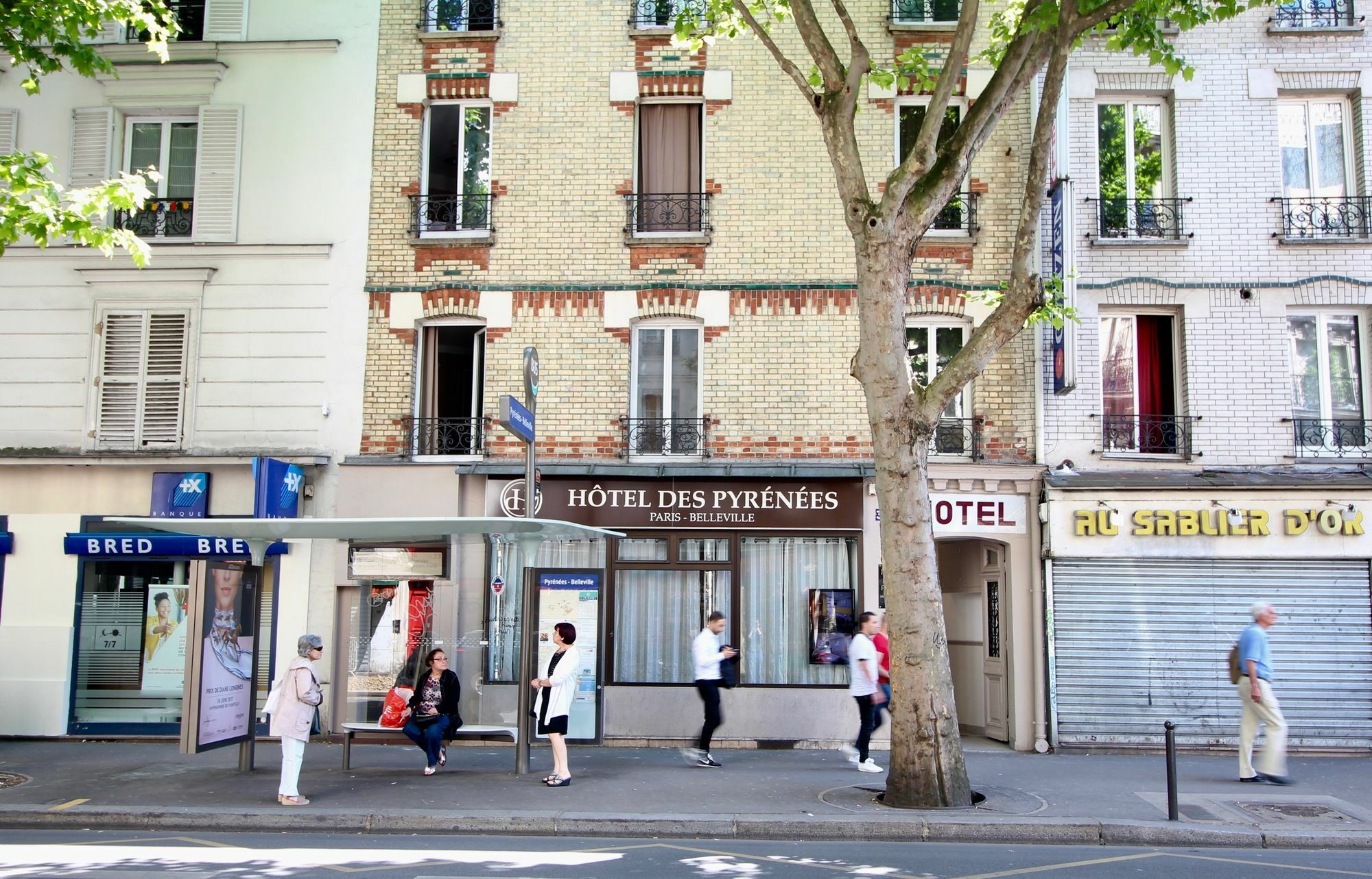 Hotel Des Pyrenees Paris Luaran gambar