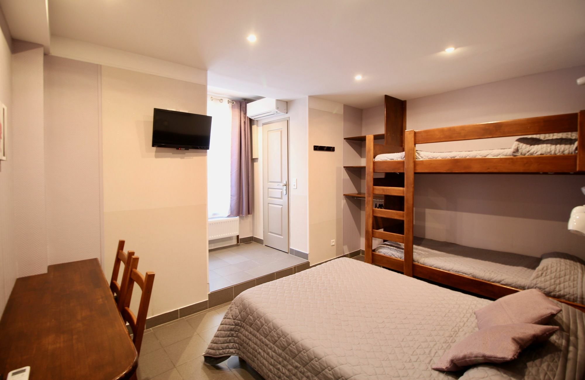 Hotel Des Pyrenees Paris Luaran gambar