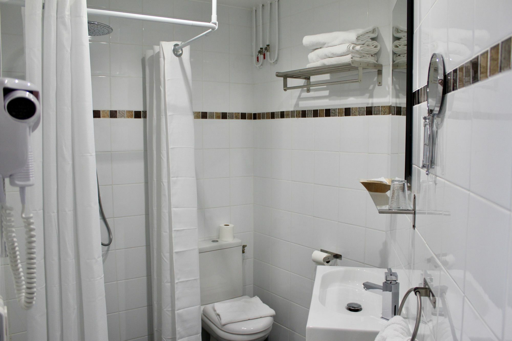 Hotel Des Pyrenees Paris Luaran gambar