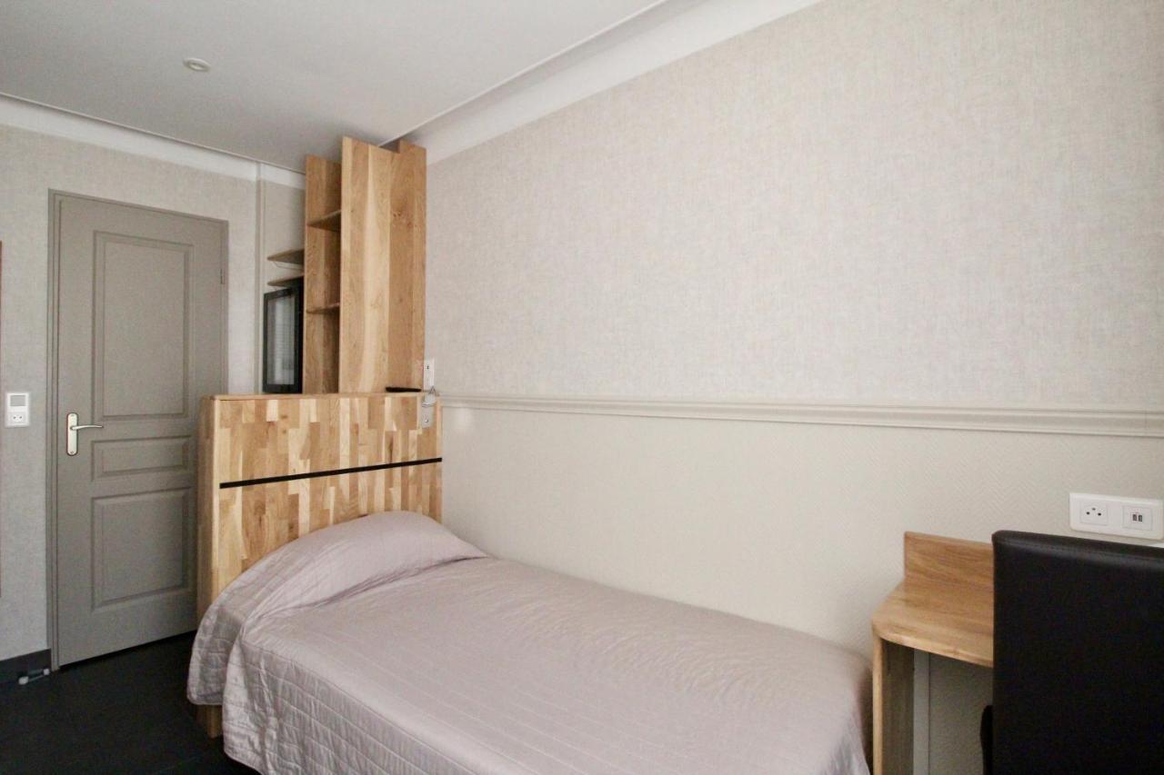 Hotel Des Pyrenees Paris Luaran gambar